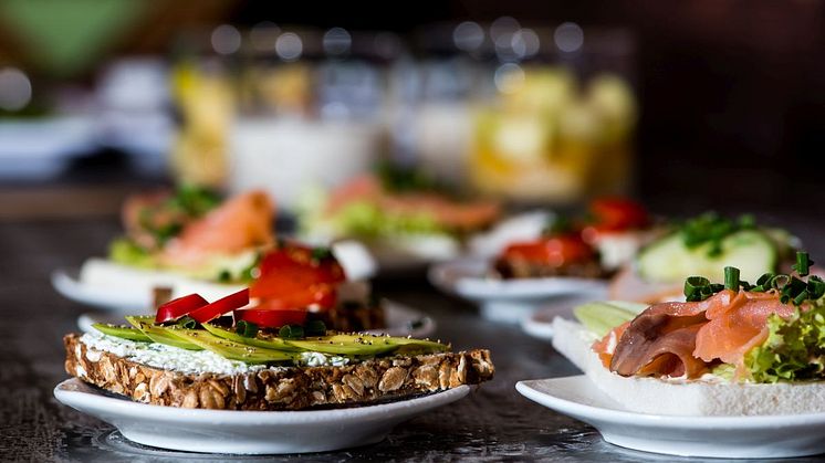 Frühstück mit frischen, regionalen Produkten