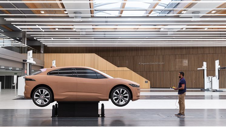 Jaguar åbner unikt designcenter