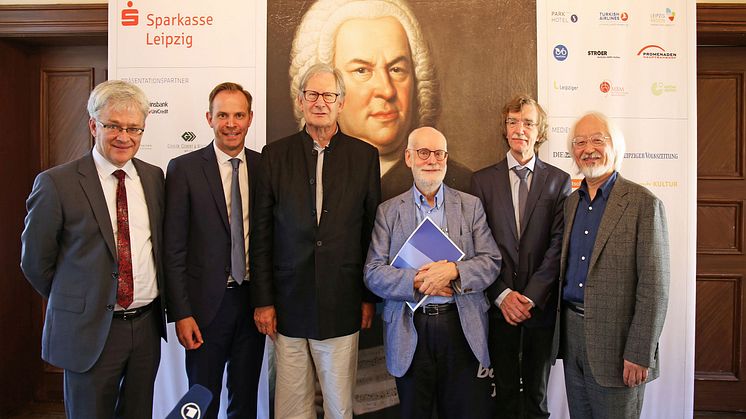Bachfest Leipzig 2018 - Bach-Interpreten mit Vertretern des Bach-Archivs Leipzig - Prof. Peter Wollny, Dr. Michael Maul, Sir John Eliot Gardiner, Ton Koopman, Gotthold Schwarz, Masaaki Suzuki (v. l.) © Andreas Schmidt