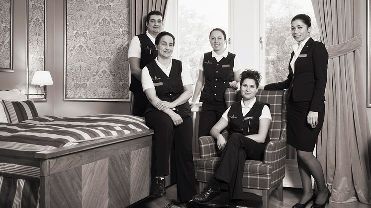 Grand Hotels chefshusfru, Dilara Rustamova, med kolleger. Fotograf: Truls Bärg
