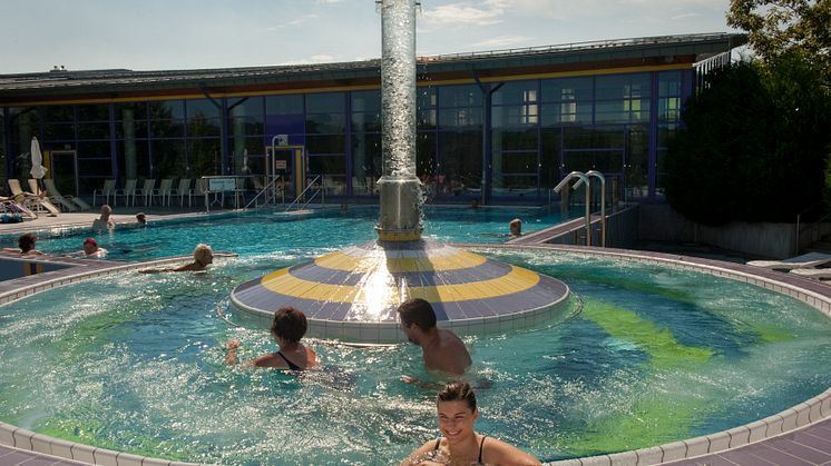 Außenbecken Silber-Therme (Kur- und Gesundheitszentrum Warmbad Wolkenstein GmbH)