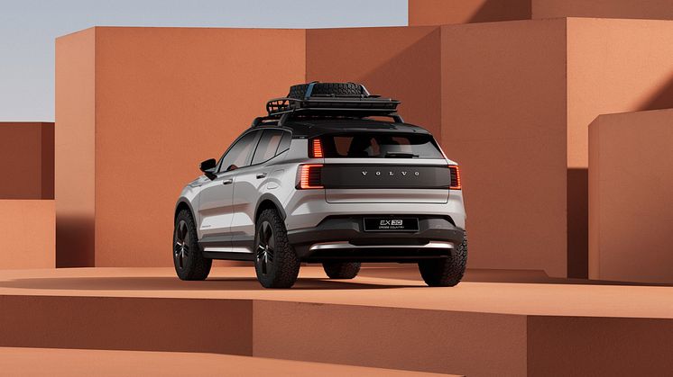 Volvo_EX30_Cross_Country_Exterior