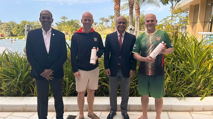 Vipers CEO Phil Oliver (center left) and Mr. Kamran Khan (center right), CEO of NIA, Bluewater's Distribution partners in UAE