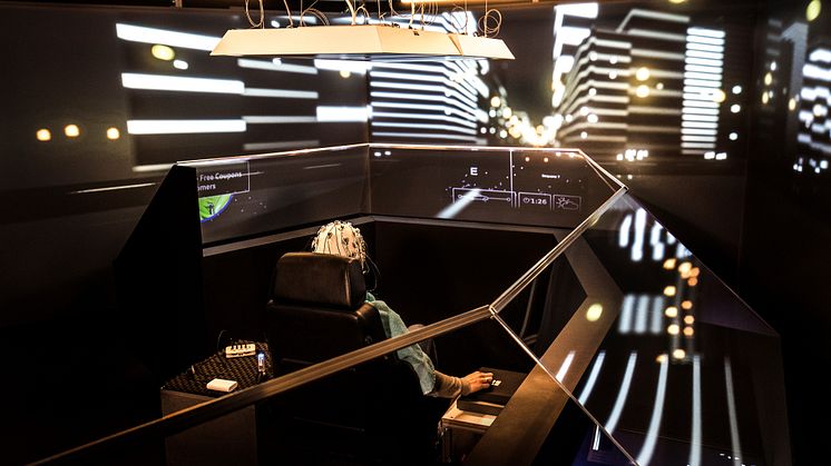 Selvkørende bil-simulator på Fraunhofer Institute