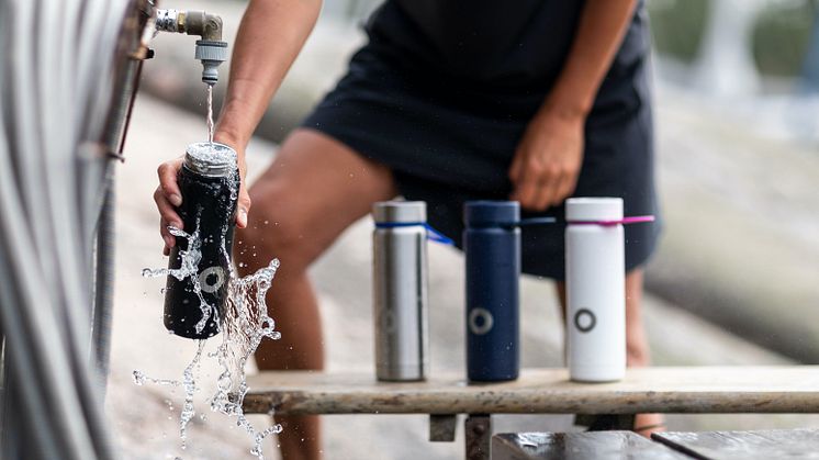 En helt ny serie med vattenflaskor i rostfritt stål och högkvalitativtglas, som kombinerar suveräna funktioner med stil, miljömedvetenhet och livstidsgaranti, lanseras i Sverige av ​Bluewater.