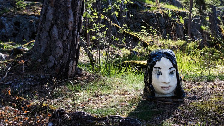 Klara Kristalova, Ett eget liv, 2018. Beskuren installationsvy från utställningen Omvägar.
