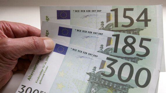 Staatliche Förderung - zum Jahresende Riester-Verträge prüfen 