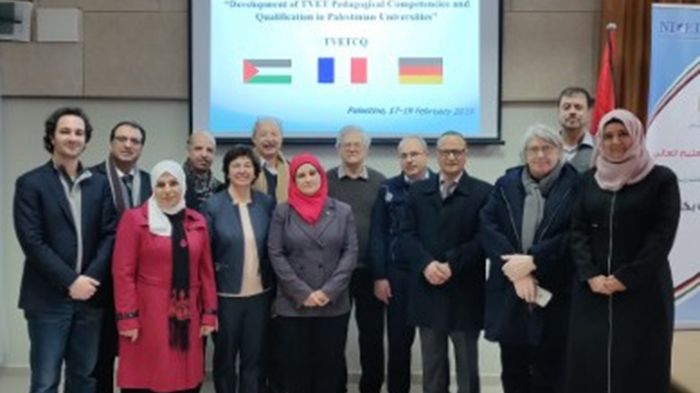 Wissenschaftlicher Austausch: Protagonist*innen aus Europa und Palästina in Ramallah.