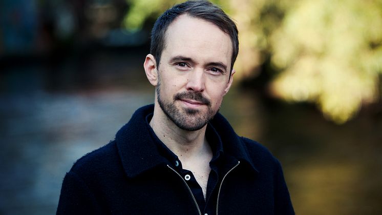 Andreas Engvig deler bokinntektene med Nasjonalforeningen for folkehelsen. © Anna-Julia Granberg/Blunderbuss