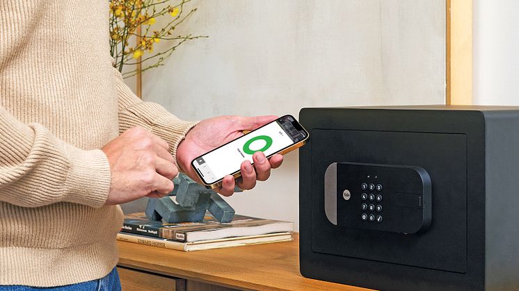 Yale Smart Safe 02