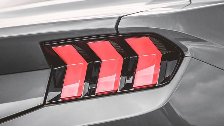 2024_FORD_MUSTANG_CONVERTIBLE_ 38