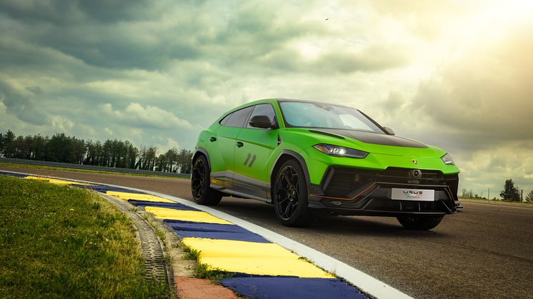 Lamborghini Urus Performante Essenza SCV12 Limited Edition