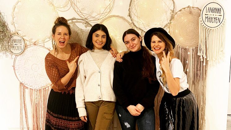 Live-Podcast im Pop-Up-Store der Langhaarmädchen mit DEIN MÜNCHEN Jugendbotschaftern Ejona & Sophia
