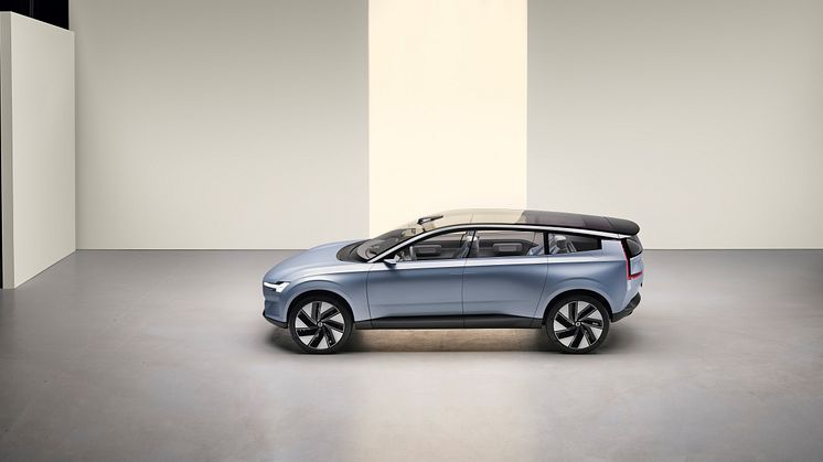Volvo_Concept_Recharge_Exterior