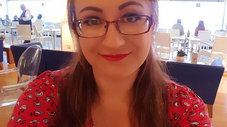 ​Macclesfield woman stages live music event in memory of father