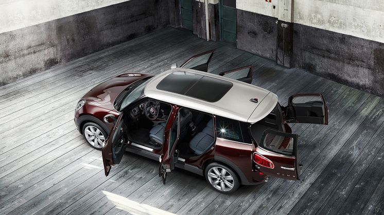 MINI Clubman i farven Pure Burgundy