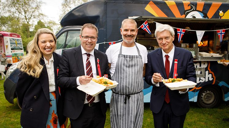 NSC UK director, Victoria Braathen with Norway's Defence Minister, Bjørn Arild Gram, John Hudgell from Pimp My Fish and Norwegian Ambassador to the UK, Wegger Chr. Strømmen