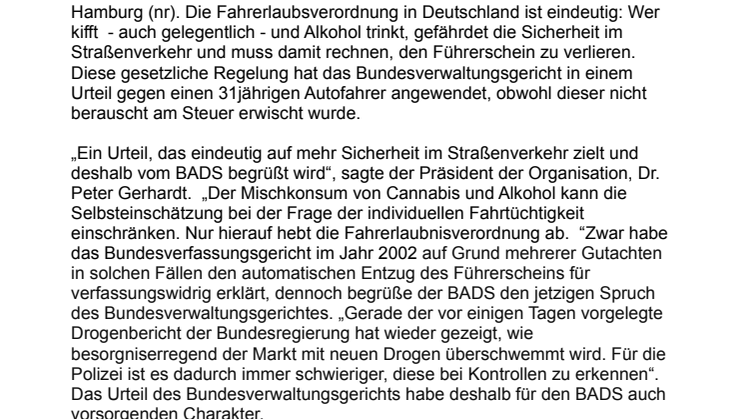 Kiffen und Alkohol kann zum Verlust der Fahrerlaubnis führen 