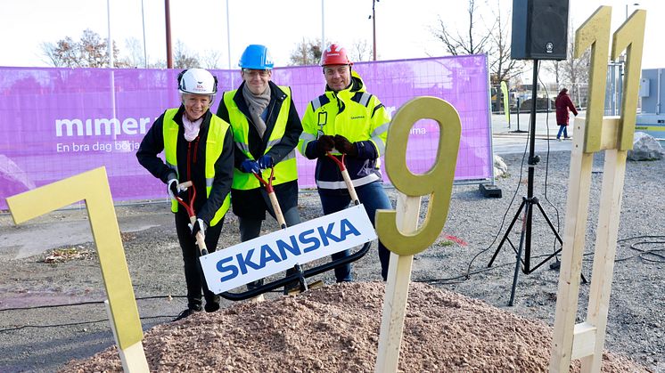 Anna Jöhnemark, etableringschef ICA Sverige, Jesper Brandberg (L), styrelseordförande Mimer och Mikael Lundin, distriktschef Skanska.  