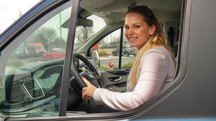 NyariFruzsina Ford markanagykovet