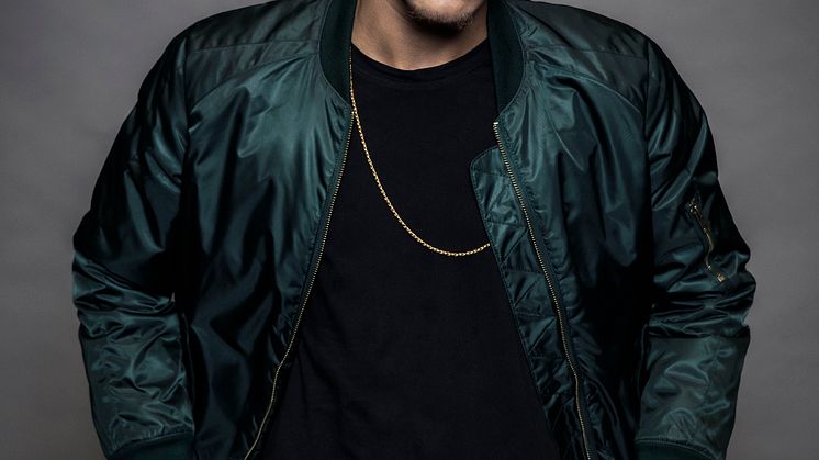 Idolvinnaren Liam Cacatian Thomassen drar igång Sverigeturné i Nordstan imorgon.