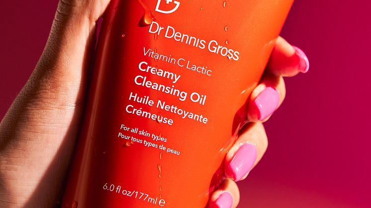 Vitamin C + Lactic Creamy Cleansing Oil          
