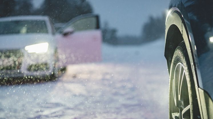 Nokian_Tyres_Driving_safety_in winter_02 (1).jpg