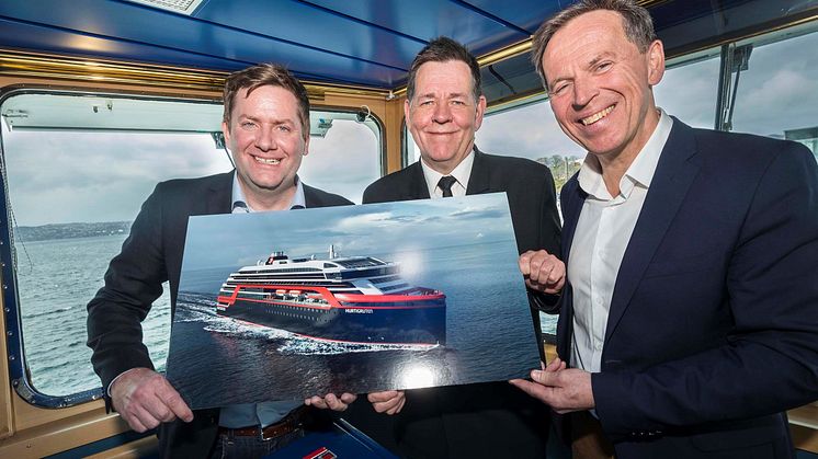 Hurtigruten CEO Daniel Skjeldam, captain on MS Polarlys Hermod Nilsen and Kleven CEO Ståle Rasmussen with design sketches