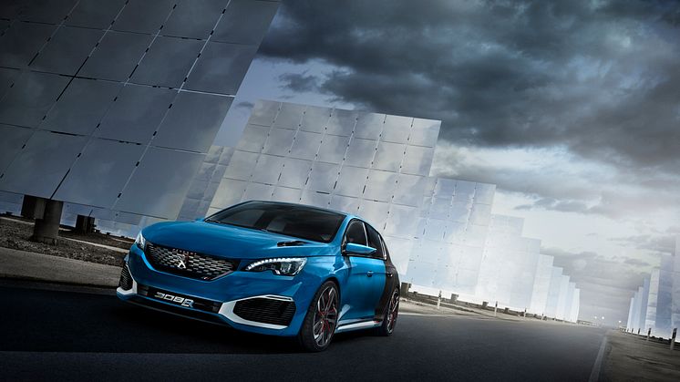 Peugeot 308 R HYbrid – ren körglädje i kompakt format