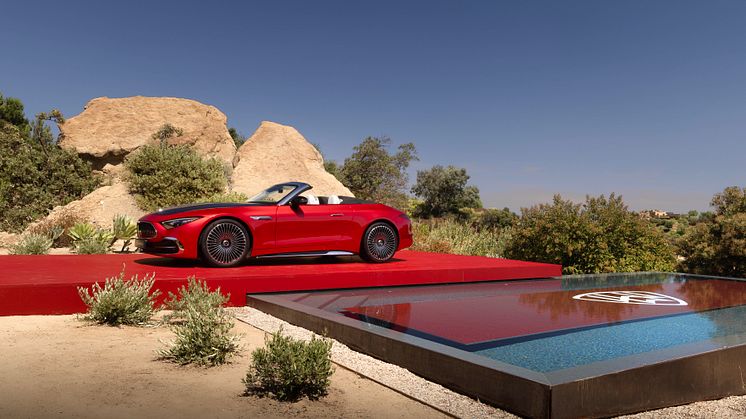 Mercedes Maybach SL 680 Monogram Series 