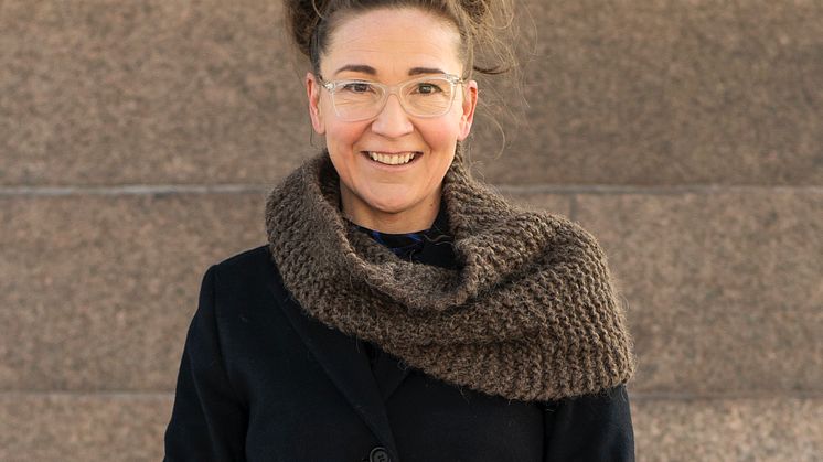I regeringens direktiv till AI-kommissionen framgår att om de identifierar behov i skolväsendet, får de inte lämna förslag på insatser. Det är farligt, menar Jannie Jeppesen i en debattartikel på Altinget.