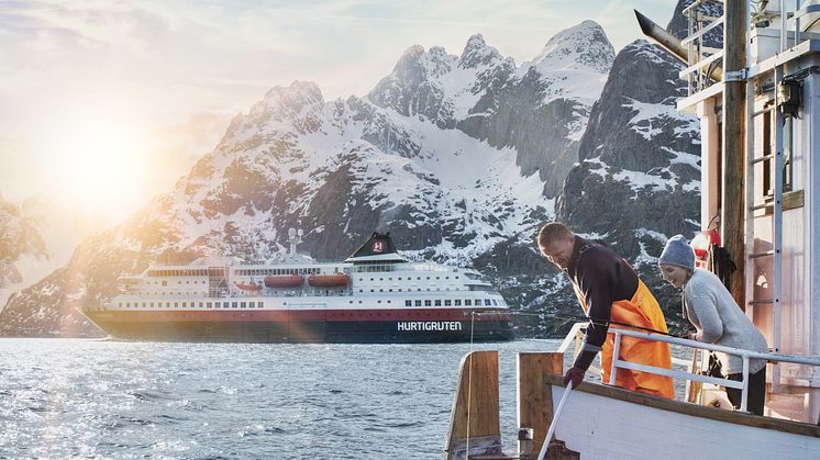 SATSER PÅ NORSKEKYSTEN: Hurtigruten bekrefter at de har lagt inn bud på Kystruten Bergen - Kirkenes. Samtidig varsler selskapet en storsatsing på norskekysten - med eller uten avtale med staten. Foto: JENS HAUGEN/Hurtigruten