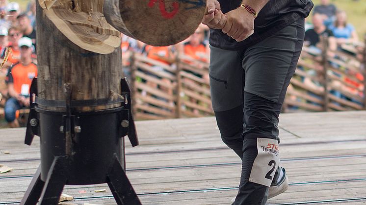 Ole Ivar Lierhagen i Standing Block Chop