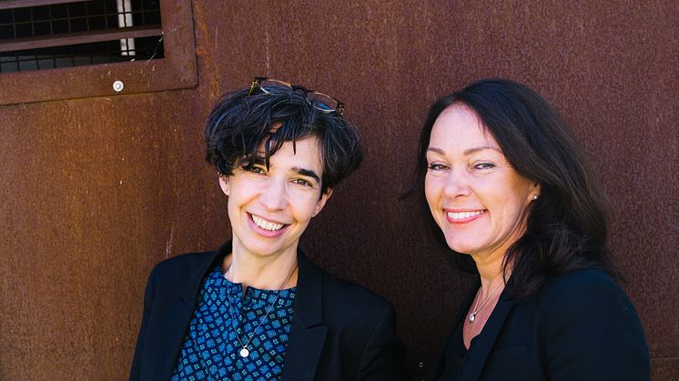Adrienne Sörbom och Christina Garsten. Foto: Stockholms universitet / Juliana Wiklund