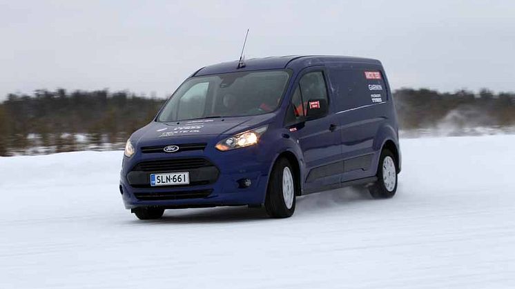 Ford Transit Connect Arctic Van Testissä