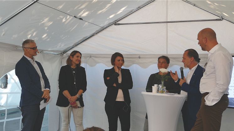 Christina Bu (VD Norsk Elbilforening), Marina Maneas Bakkum (Communications Director, Nissan Nordic Europe)