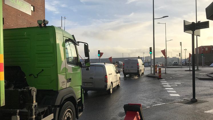 Du som kommer från Kämpegatan och ska ut på E45 i riktning mot Järntorget kan svänga höger i Stationsmotet. Foto: Trafik Göteborg