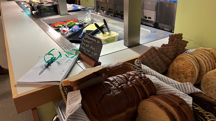 Frukostbuffe Färsingaskolan Sjöbo.jpg
