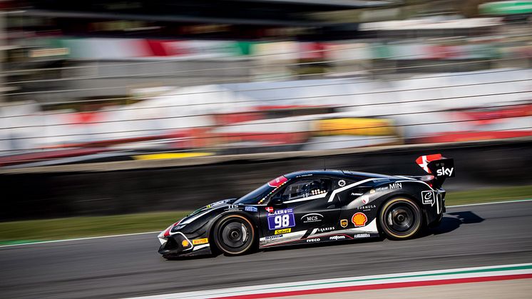 2025 05 formula racing gt challenge r1+2 knutstorp 2.jpg
