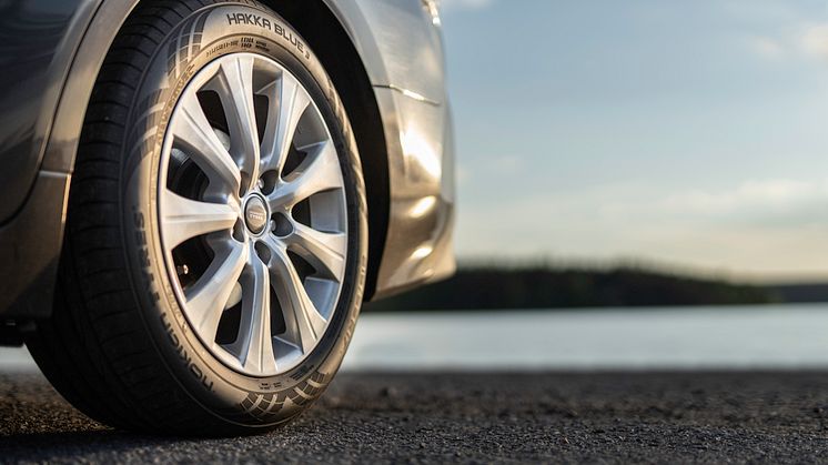 Nokian+Tyres+Hakka+Blue+3+(26)