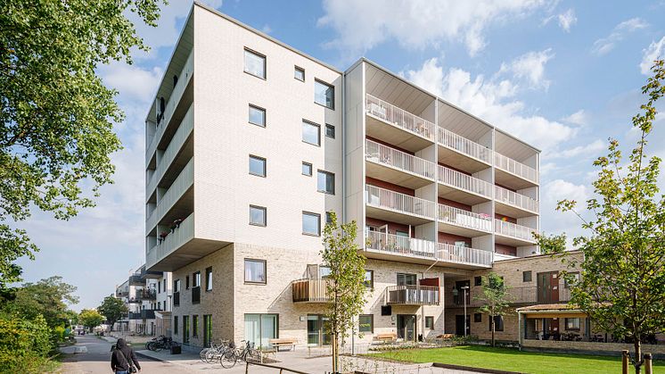 Med Gränden har LKF skapat ett lyckat förtätningsprojekt som lyft hela området. En tidigare baksida har förvandlats till en framsida. Foto: Felix Gerlach