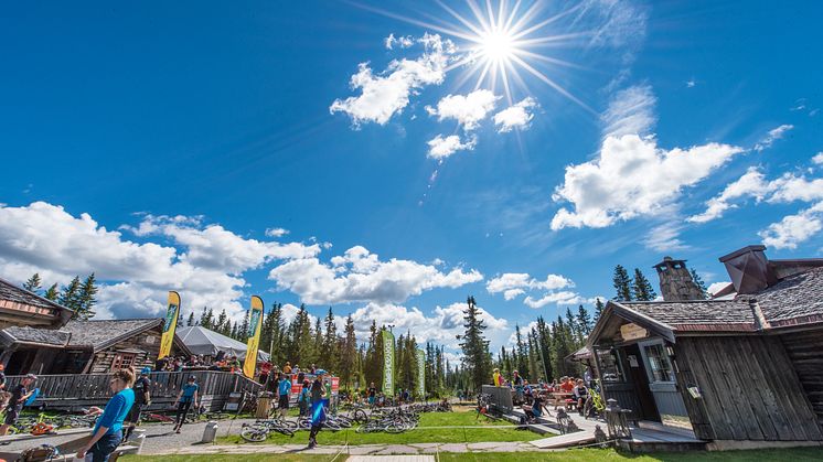Serveringsstedet Knettsetra er en av aktørene i Trysil som har ansatte flere personer på grunn av stisykkelutviklingen.