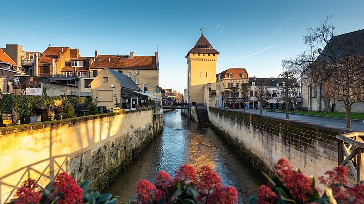 DEST_NETHERLANDS_LIMBURG_VALKENBURG_TOWN WITH GEUL CANAL_GettyImages-1087591838_Universal_Within usage period_56569