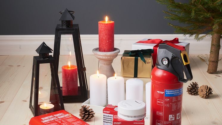 Hver tredje brand i de danske hjem skyldes levende lys, og særligt i juletiden er det vigtigt at sikre sig mod brandulykker. Foto: PR.