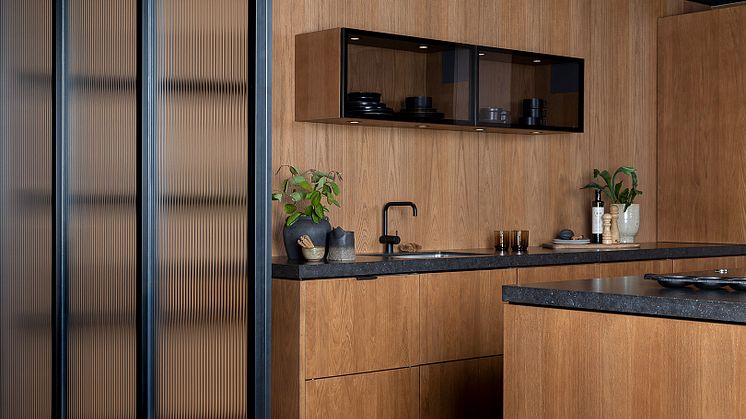 gallery svart linjeglas-4608_72