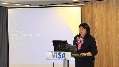 Българите похарчиха при търговци над 1,7 млрд. евро с карти Visa през 2015 г. 