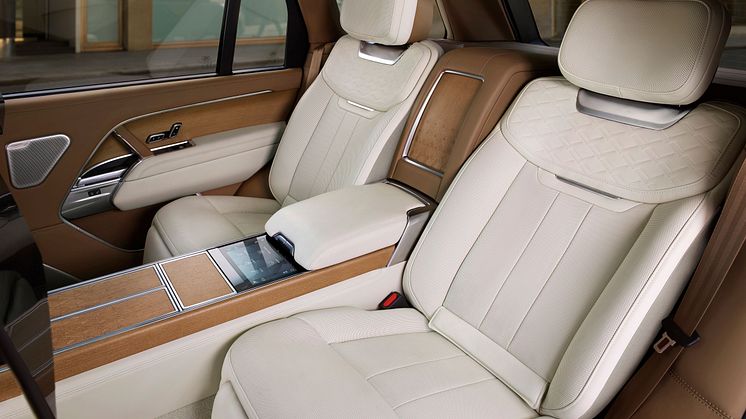 RR_23MY_18_LWB_SV_Serenity_270122_020-ALTlr.jpg