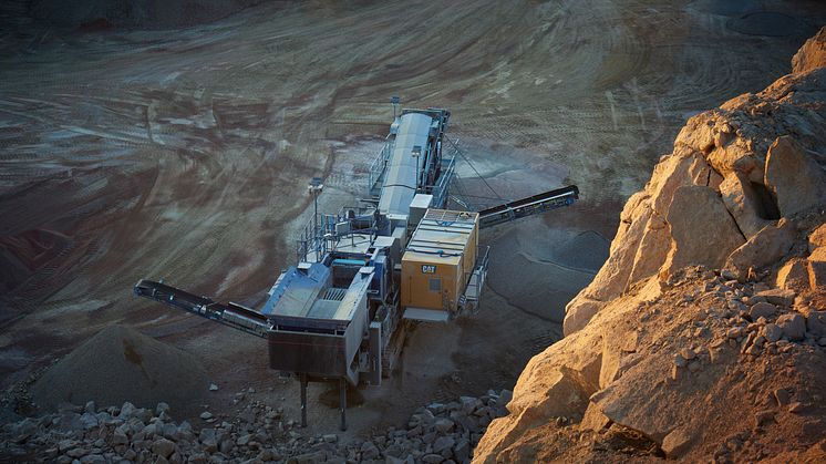 Kross med Caterpillar generatoraggregat, Wallbergs