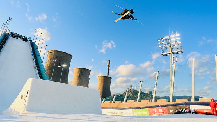 241129-Jesper-Tjäder-big-air-Peking-Foto-@FISparkandpipe.jpg