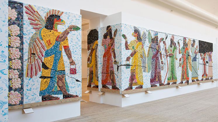 Michael Rakowitz. The invisible enemy should not exist (Room G, Northwest Palace of Nimrud), 2019. Installationsbild Malmö Konsthall 2019.